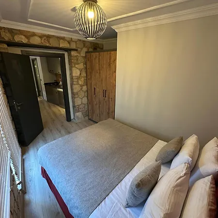 Sera Homes Kaleici Oldtown Апартаменты *