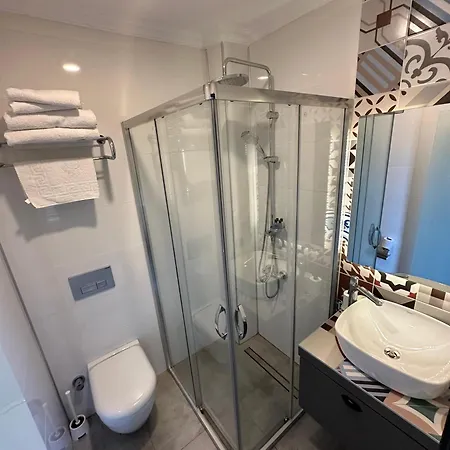 Sera Homes Kaleici Oldtown Apartman